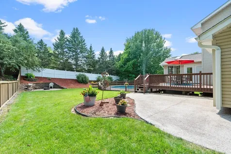 1801 Valley Ridge Trail S Chanhassen MN 55317
