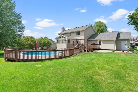 1801 Valley Ridge Trail S Chanhassen MN 55317