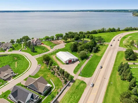 7860 Laketown Parkway Waconia MN 55387
