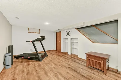 1810 25th Avenue NW Rochester MN 55901