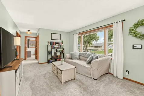 1810 25th Avenue NW Rochester MN 55901