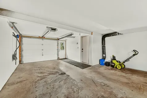 1810 25th Avenue NW Rochester MN 55901