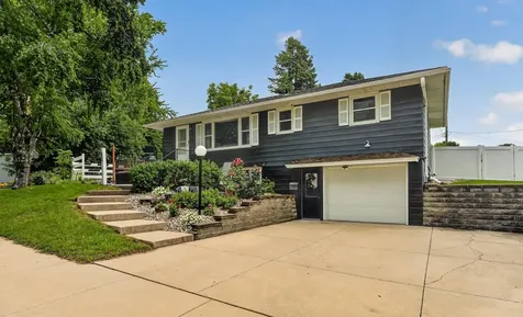1810 25th Avenue NW Rochester MN 55901