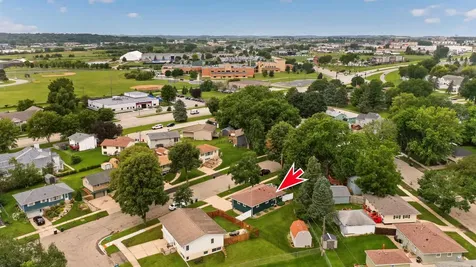 1810 25th Avenue NW Rochester MN 55901