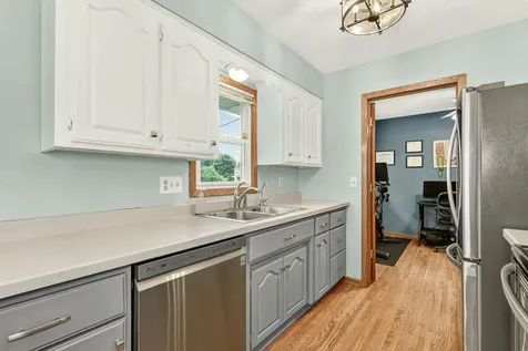1810 25th Avenue NW Rochester MN 55901
