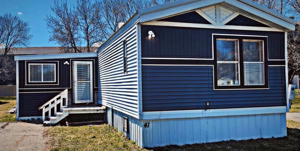 3220 12th Avenue N Fargo ND 58102