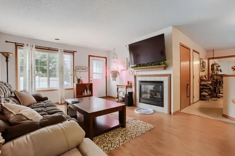 6452 158th Street W Apple Valley MN 55124