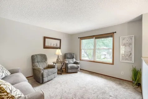 280 Glenmar Avenue Mahtomedi MN 55115