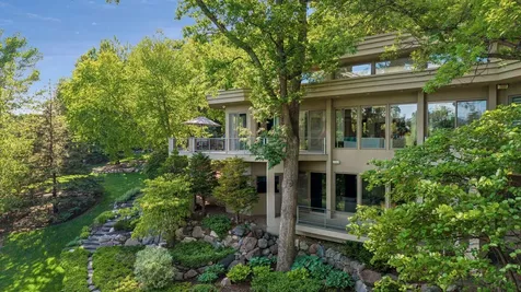 6504 Stauder Circle Edina MN 55436
