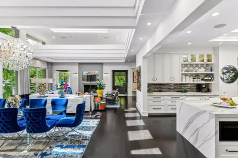 6504 Stauder Circle Edina MN 55436