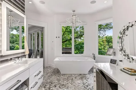 6504 Stauder Circle Edina MN 55436