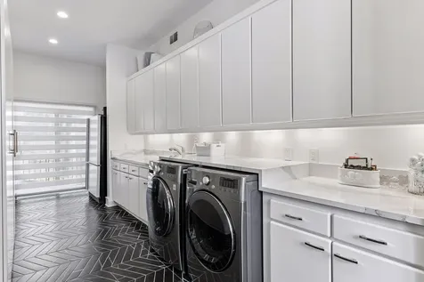 6504 Stauder Circle Edina MN 55436