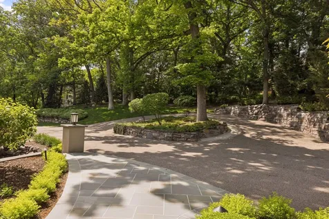 6504 Stauder Circle Edina MN 55436