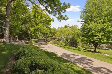 6504 Stauder Circle Edina MN 55436