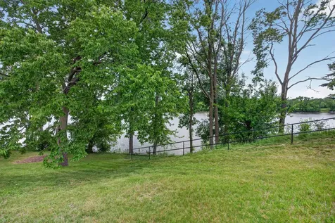 6266 Rivlyn Avenue NW Anoka MN 55303