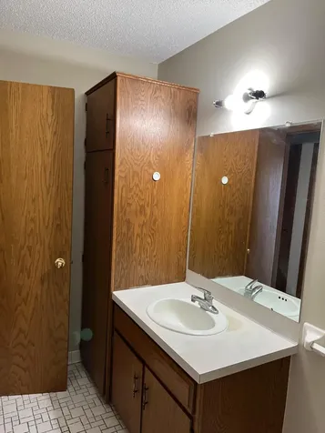1615 Commercial Avenue Victoria MN 55386