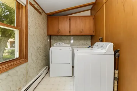324 Augusta Avenue Paynesville MN 56362