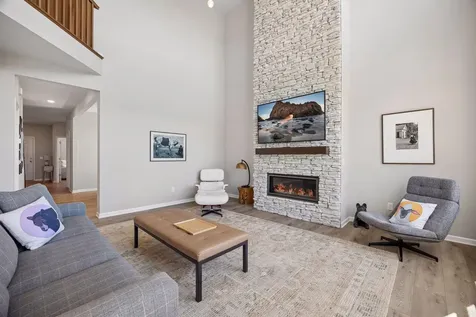 4941 Obsidian Way Victoria MN 55386