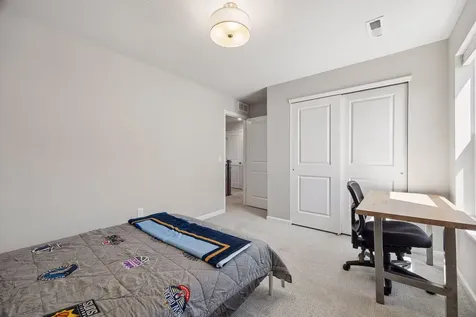 4941 Obsidian Way Victoria MN 55386