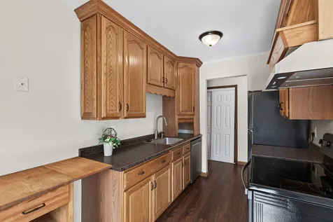 921 11th Avenue S Hopkins MN 55343