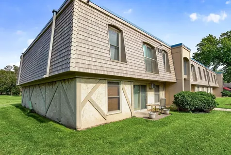 921 11th Avenue S Hopkins MN 55343