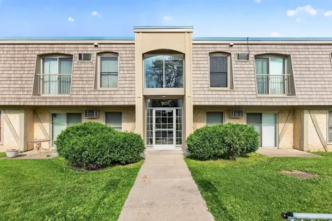 921 11th Avenue S Hopkins MN 55343