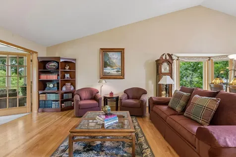 10426 Eagle Pointe Circle Woodbury MN 55129