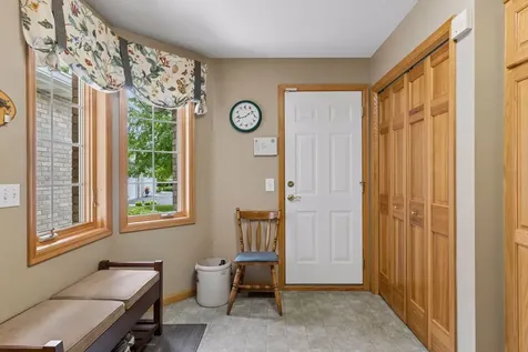 10426 Eagle Pointe Circle Woodbury MN 55129