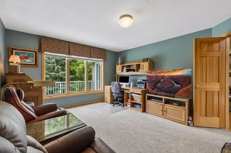 10426 Eagle Pointe Circle Woodbury MN 55129
