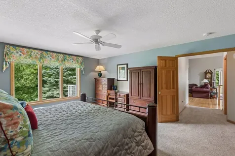 10426 Eagle Pointe Circle Woodbury MN 55129