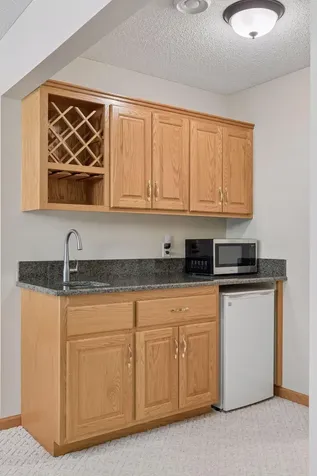 10426 Eagle Pointe Circle Woodbury MN 55129