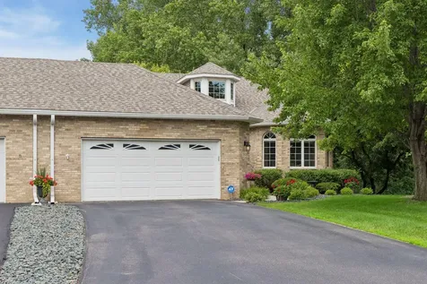 10426 Eagle Pointe Circle Woodbury MN 55129