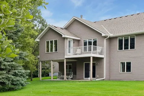 10426 Eagle Pointe Circle Woodbury MN 55129