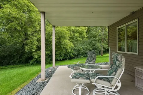 10426 Eagle Pointe Circle Woodbury MN 55129
