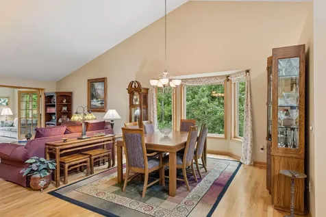 10426 Eagle Pointe Circle Woodbury MN 55129