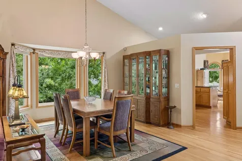 10426 Eagle Pointe Circle Woodbury MN 55129