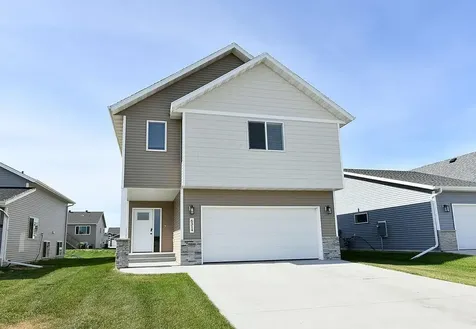 6314 82nd Avenue S Horace ND 58047