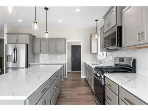 909 Dayton Avenue Saint Paul MN 55104