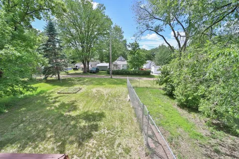 911 8th Street NE Little Falls MN 56345