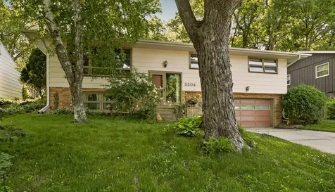 2204 11th Avenue NW Rochester MN 55901