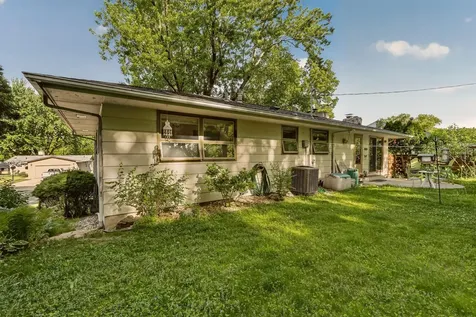 2204 11th Avenue NW Rochester MN 55901