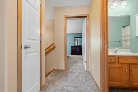 407 NE Lookout Place NE Columbia Heights MN 55421
