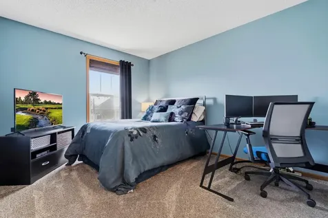 407 NE Lookout Place NE Columbia Heights MN 55421