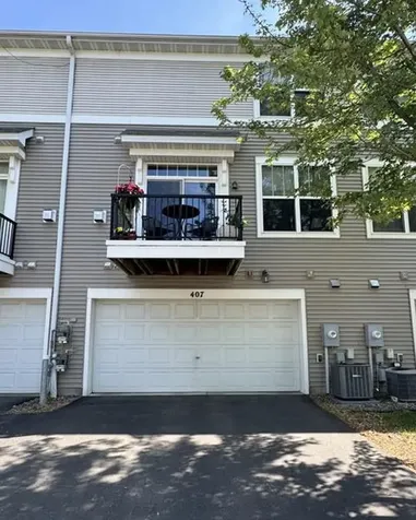 407 NE Lookout Place NE Columbia Heights MN 55421