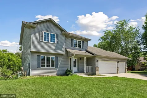 1216 Cuylle Bay Faribault MN 55021