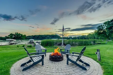 19001 Orchard Trail Lakeville MN 55044