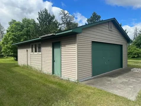 1929 Lakeview Drive SW Bemidji MN 56601