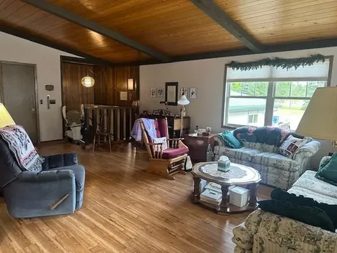 1929 Lakeview Drive SW Bemidji MN 56601