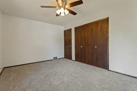 1559 Mccarthy Road Eagan MN 55121