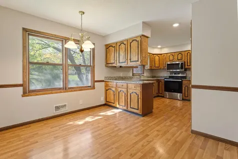 1559 Mccarthy Road Eagan MN 55121